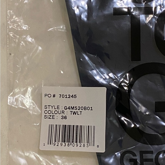 Men’s G/Fore Shorts- Twilight Blue size 36. NWT in  original bag - Picture 7 of 9